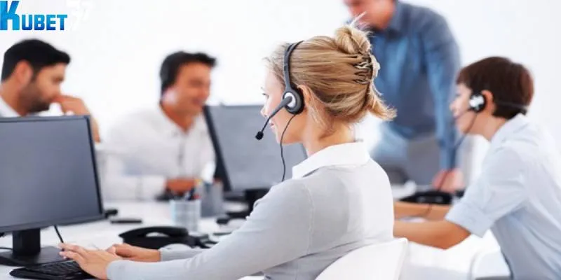Hệ thống CSKH hỗ trợ 24/7 Hệ thống CSKH hỗ trợ 24/7